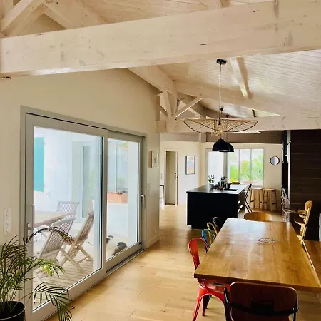 La Des Alouettes Avec Piscine Chauffee Ferienhaus *